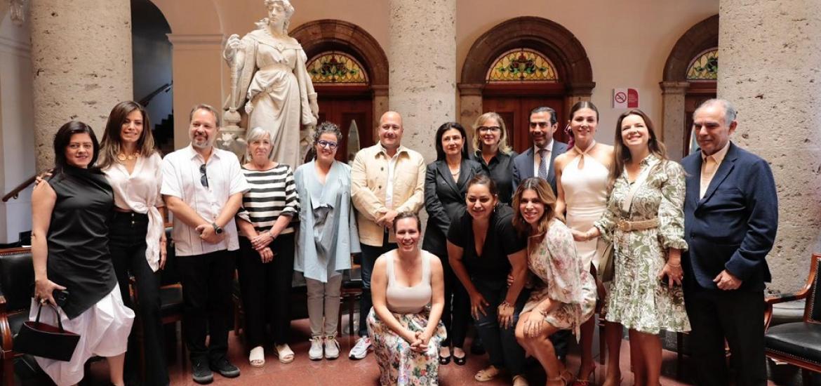 Pagina Zero - PREMIOS ARIEL EN JASLICO