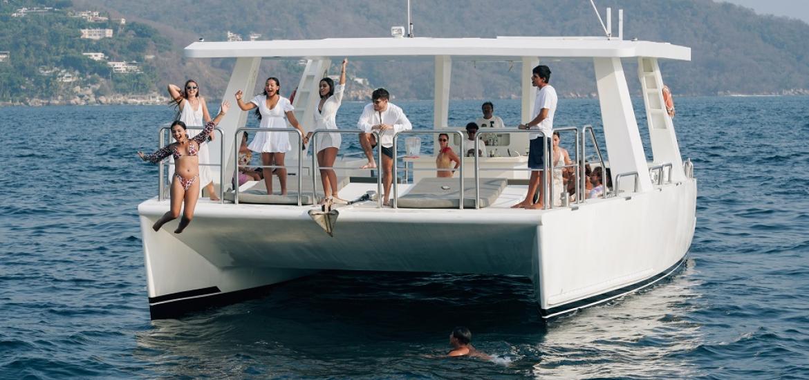 Catamaran Acapulco