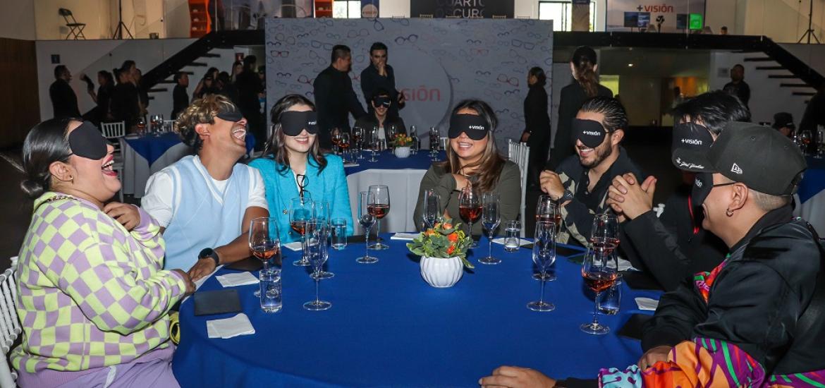 Herly RG, Ricardo Peralta, Mariana Soto, Diana Wong, Ricardo Peña, Alberto Serrano, Marvin1