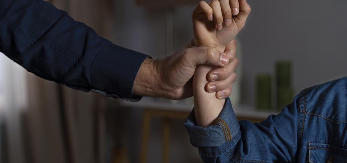 youngchildgettingphysicalabusefromparent