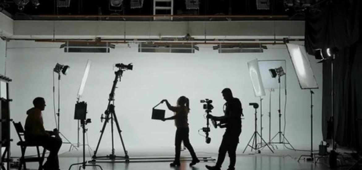 professional-filming-pavilion-white-cyclorama