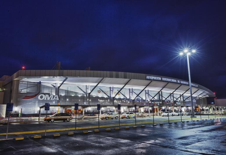 Pagina Zero - Aeropuerto de Monterrey Terminal B