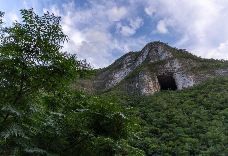Pagina Zero - cueva santiago
