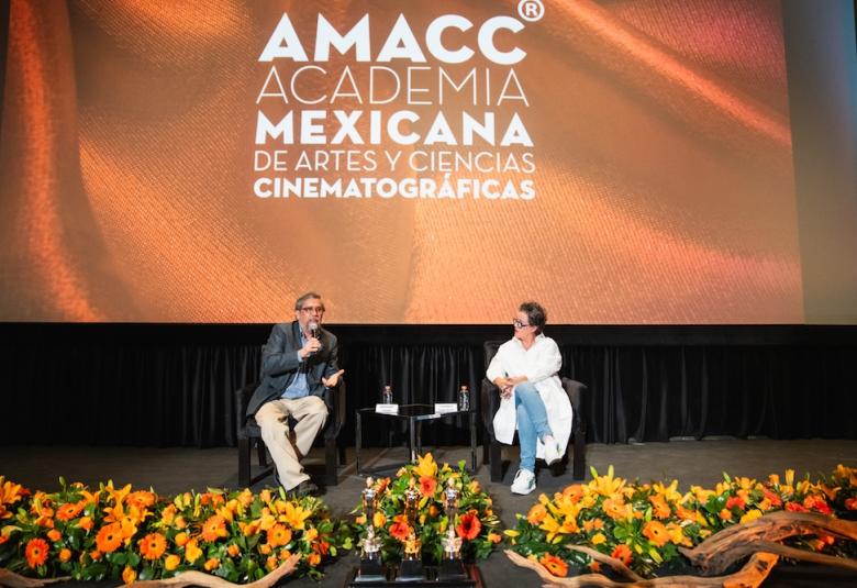 conferencia de prensa de los anuncios 