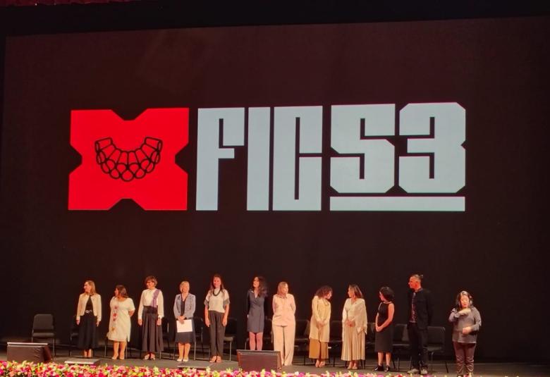 La edición 53 se realizará del 10 al 26 de octubre de 2025 con 140 funciones de música, danza, teatro, ópera, performance, instalaciones, cine y artes visuales.