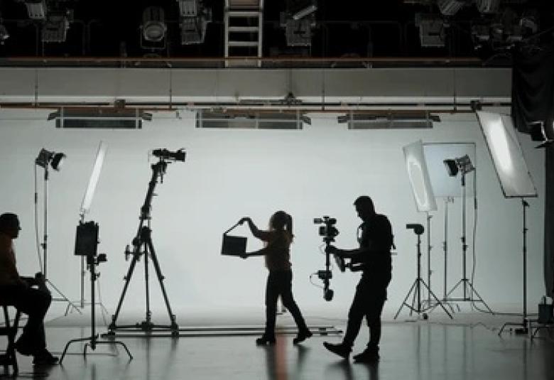 professional-filming-pavilion-white-cyclorama