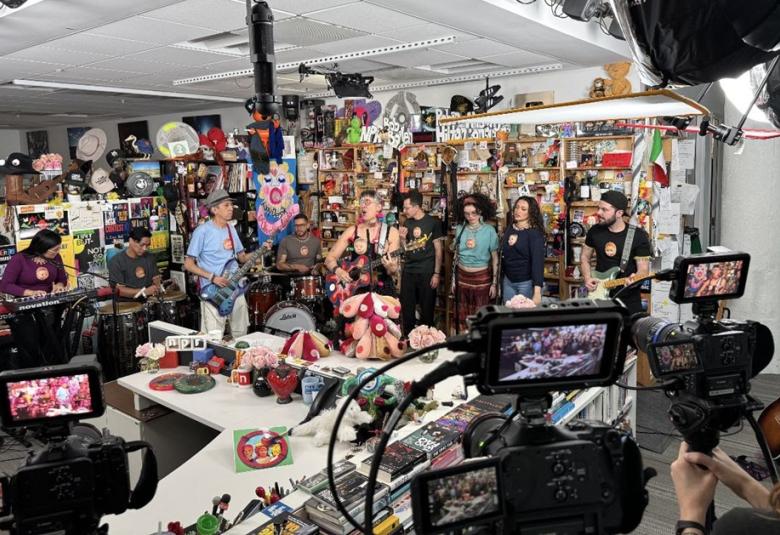 tinydesk_aterciopelados