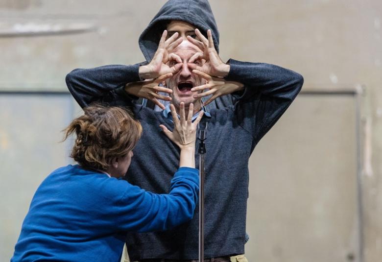 El peso de las hormigas-Teatro UNAM_Pili Palabaja